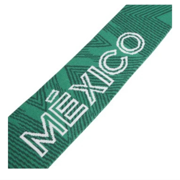 Adidas FMF SCARF *BRAND NEW* WITH TAGS! 💎🇲🇽💎MEXICO - Picture 4 of 6